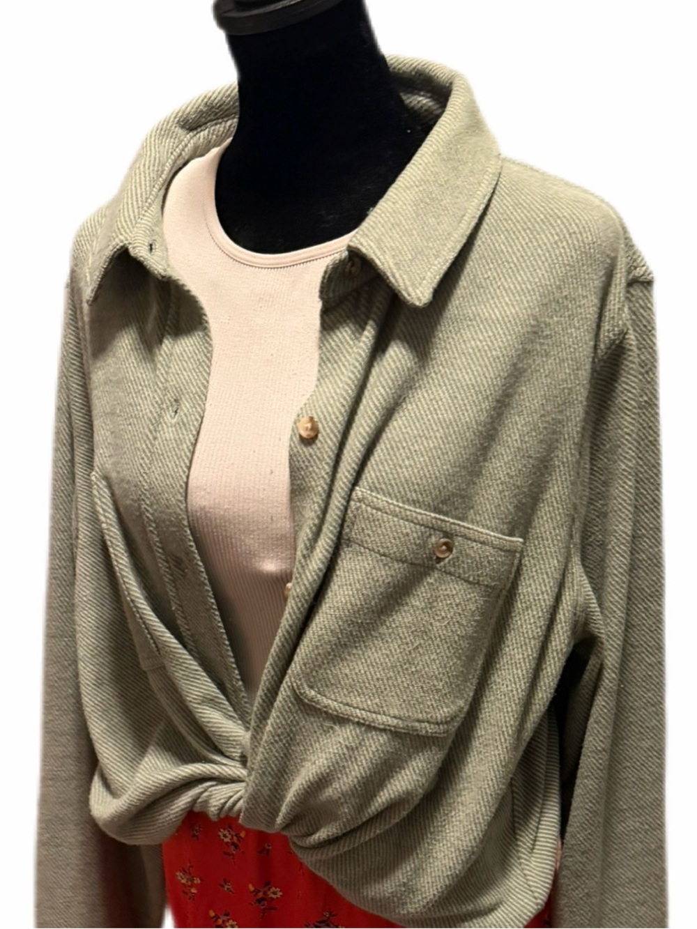 Faherty Womens XL Ledgend Sweater Shirt in sage/ button down top /flap pockets